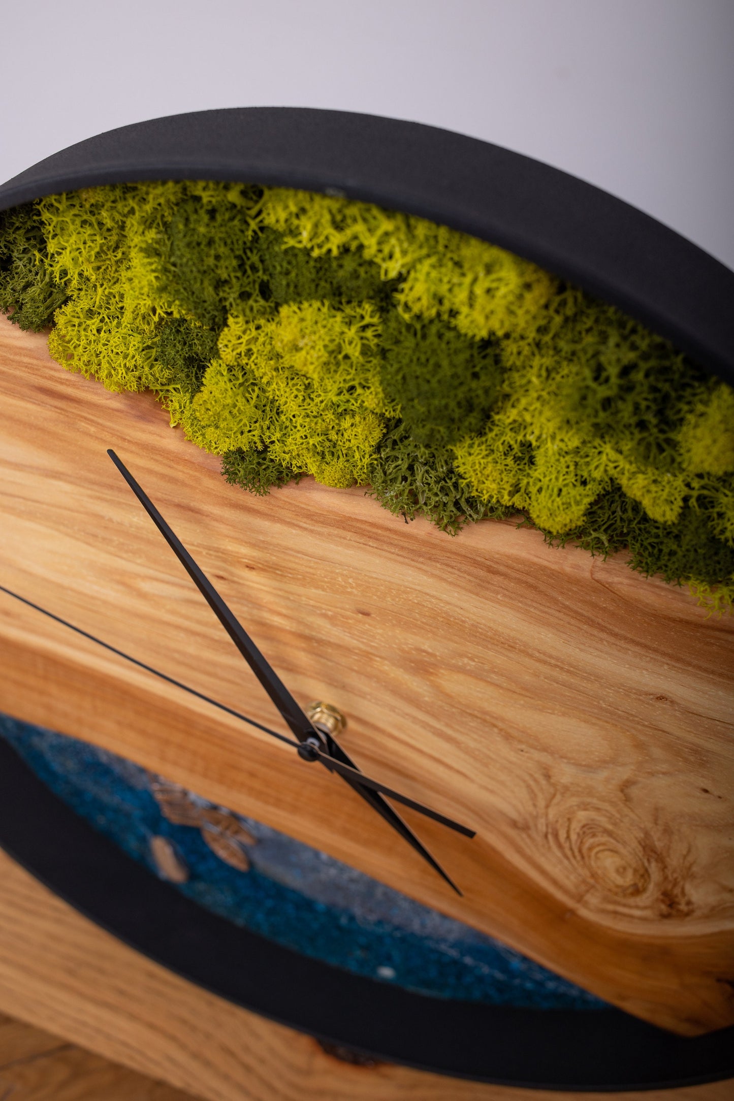 Live Edge Wood Wall Clock: Epoxy Resin & Moss Decor
