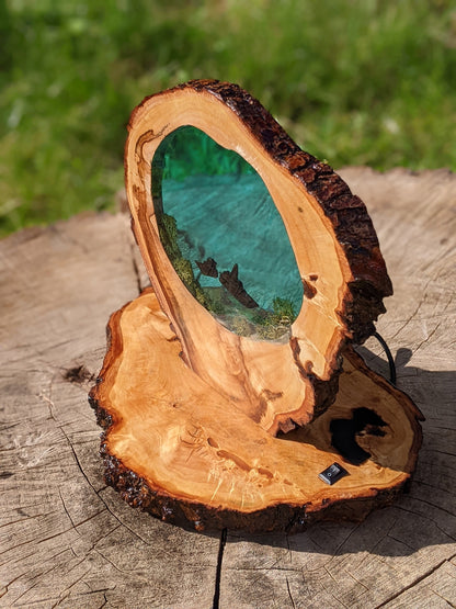Resin Pirate Ship Night Light: Handmade Epoxy Table Lamp