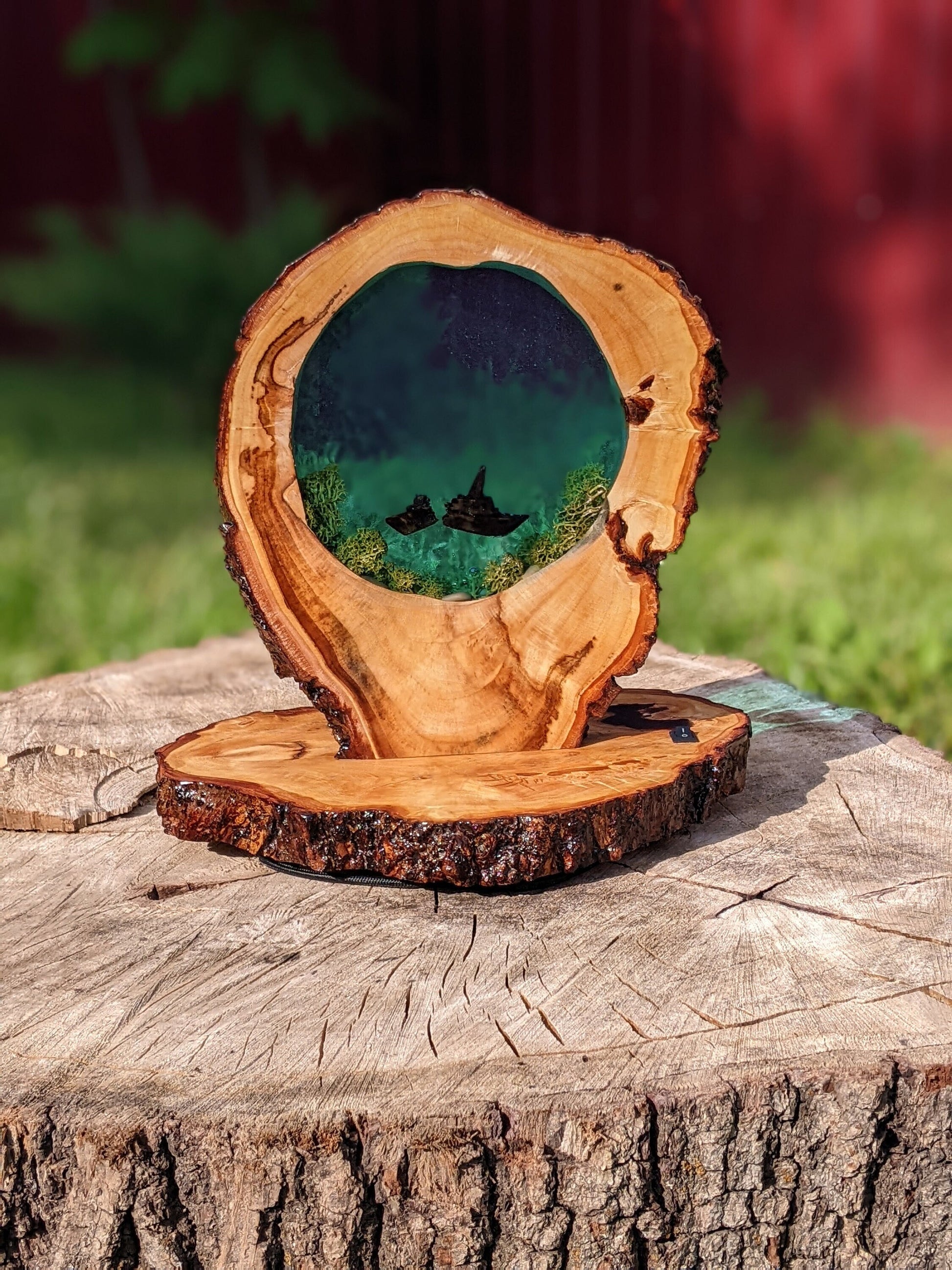 Resin Pirate Ship Night Light: Handmade Epoxy Table Lamp