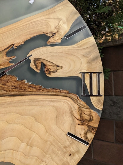 Handmade Walnut Wall Clock: Modern Epoxy Resin, Silent Movement