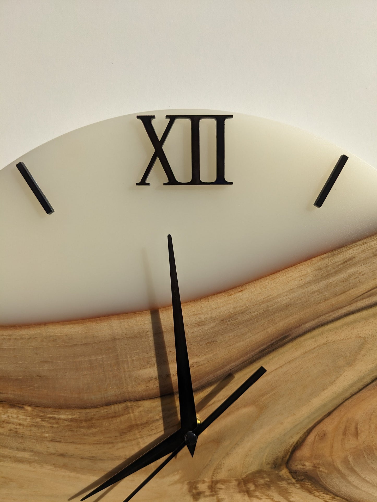 Walnut Wood Resin Clock: Silent White Epoxy Wall Decor
