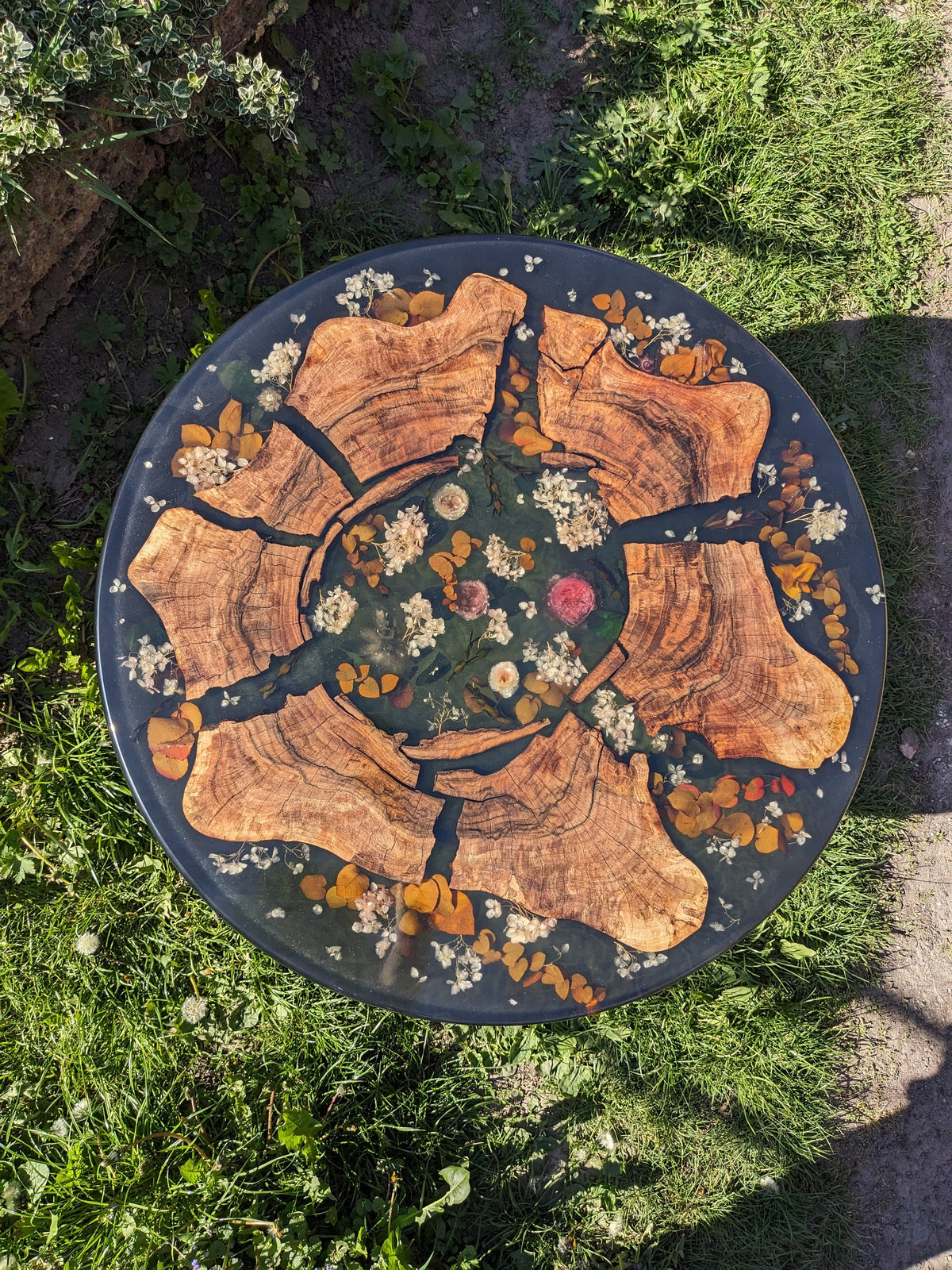 Floral Epoxy Resin Coffee Table: Round Wood & Black Resin