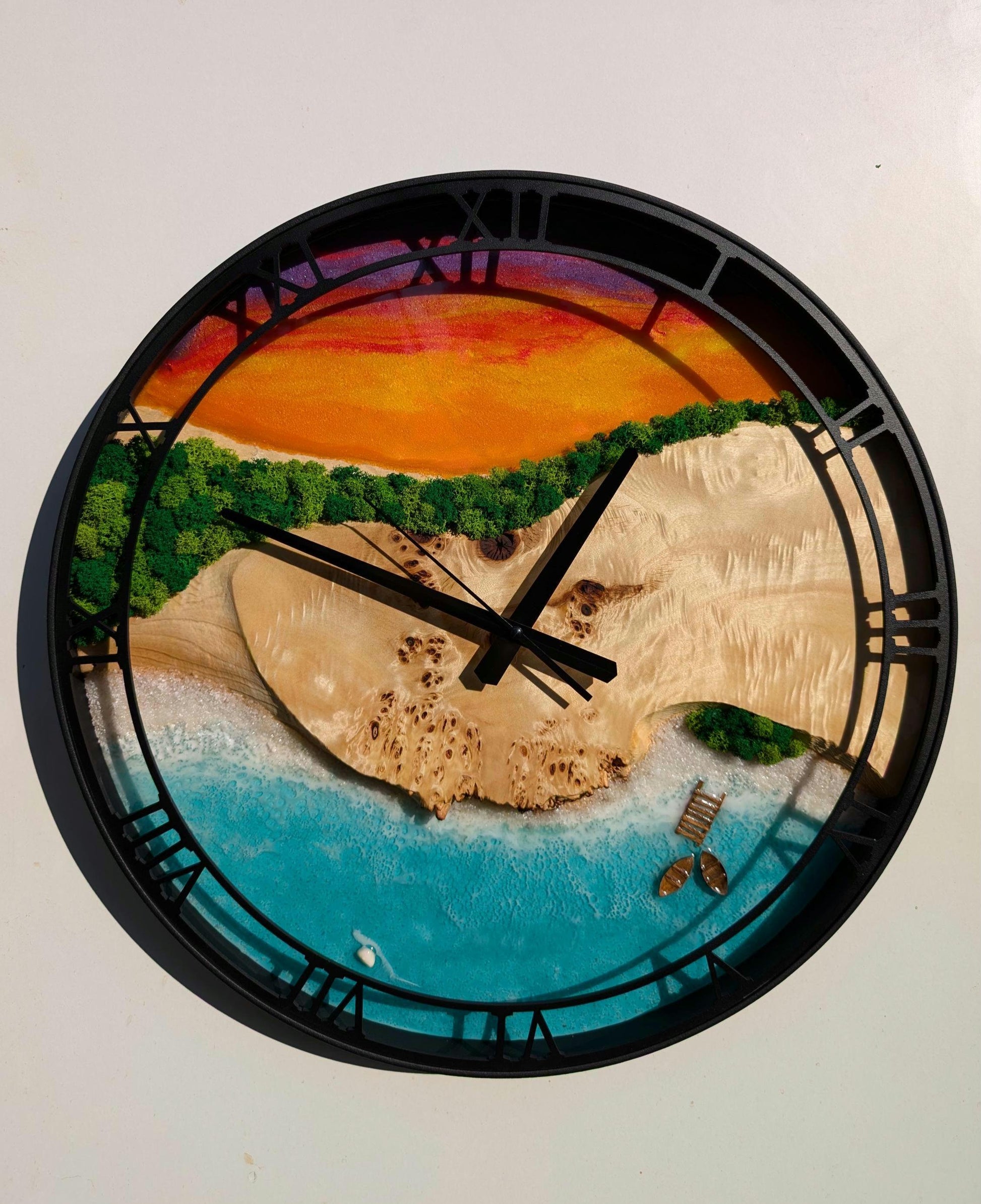 Epoxy Resin Moss Clock: Handmade Wood & Metal Sunset Beach Decor