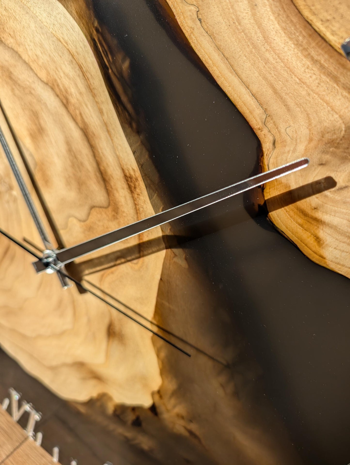 Handcrafted Epoxy Walnut Wood Wall Clock: Modern Home Decor (20 inches)