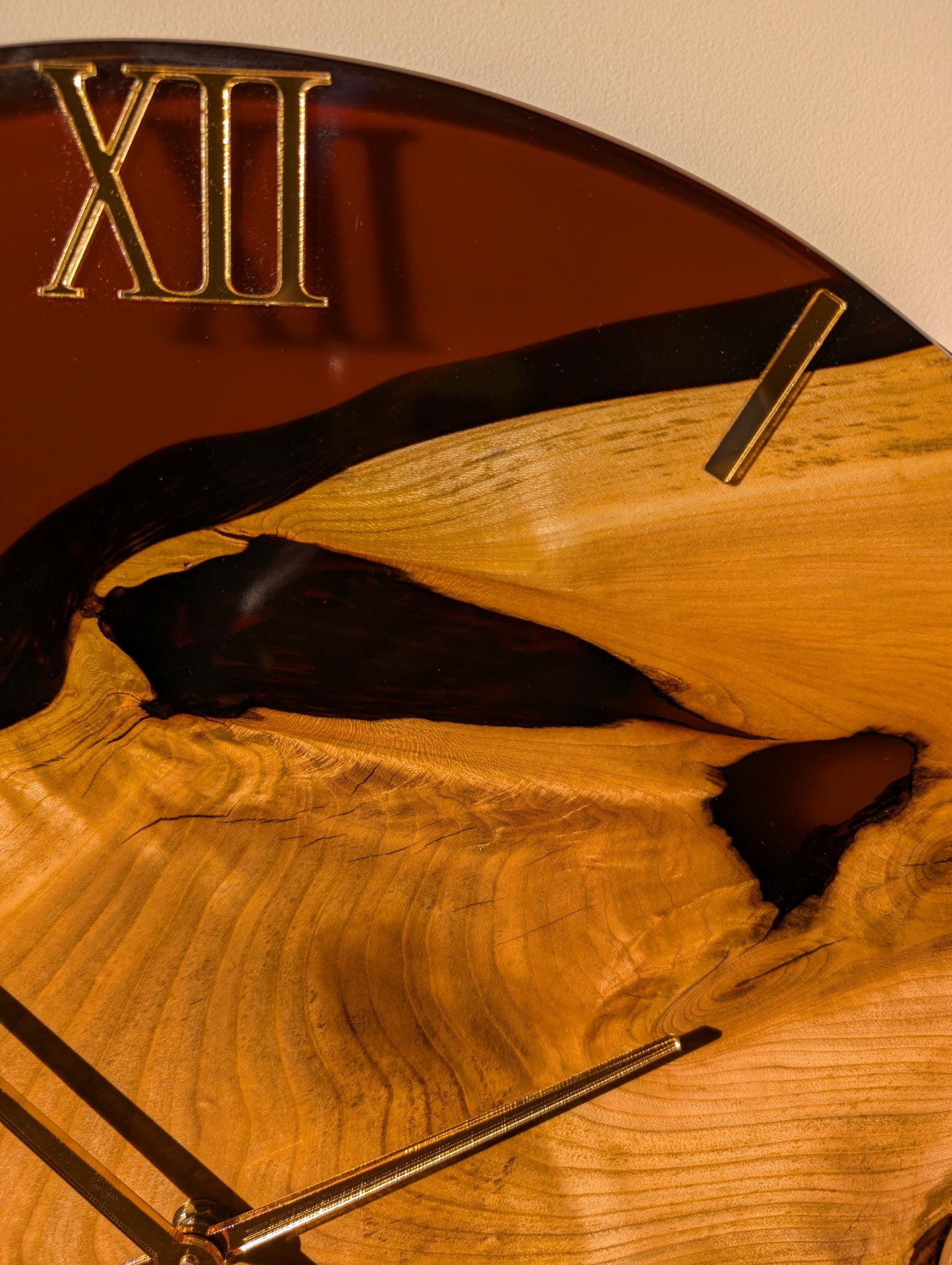 Handcrafted Brown Epoxy Resin Wood Wall Clock: Rustic Modern Decor
