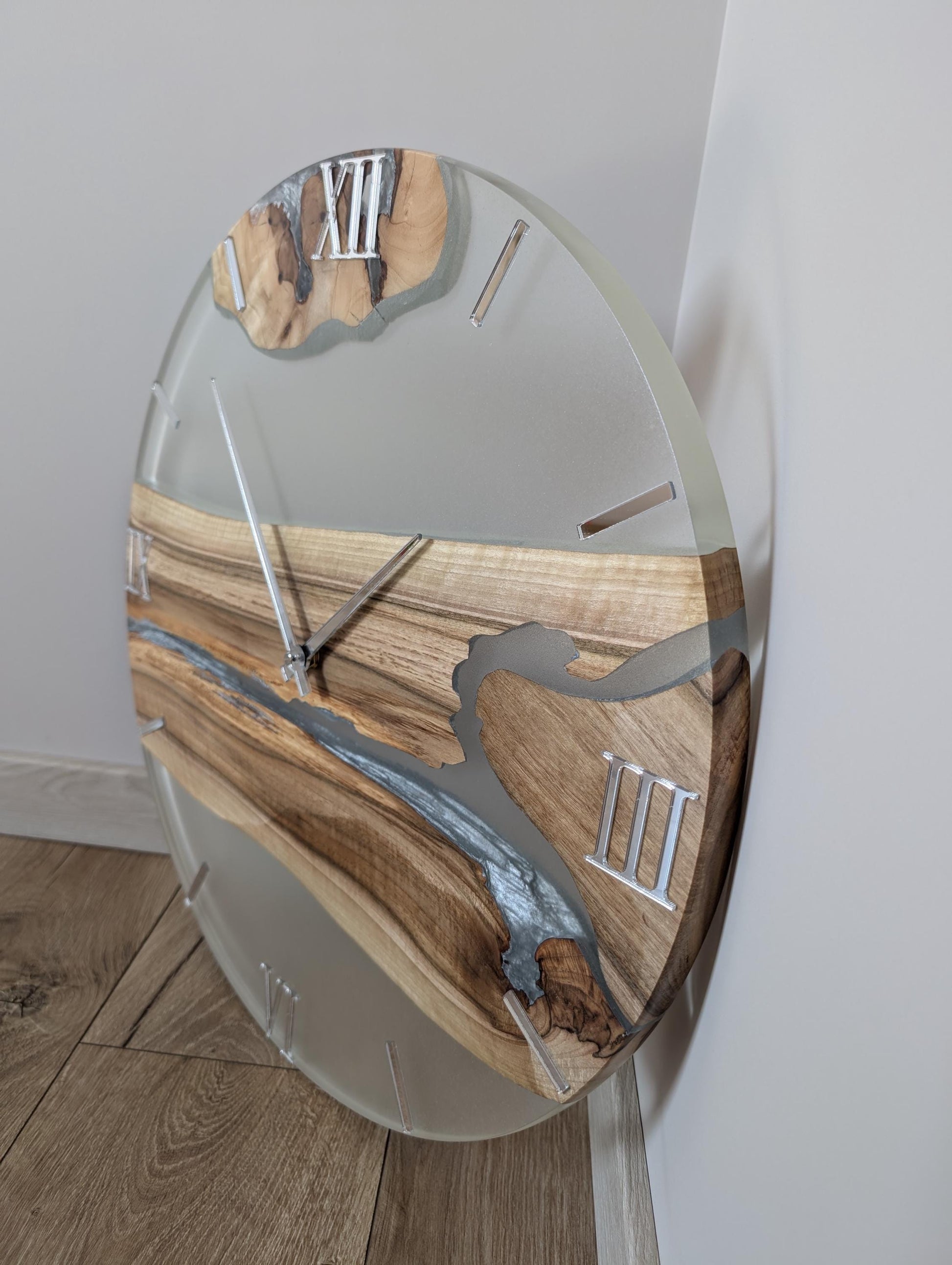 Epoxy Resin Wall Clock: Large Transparent Wood Decor