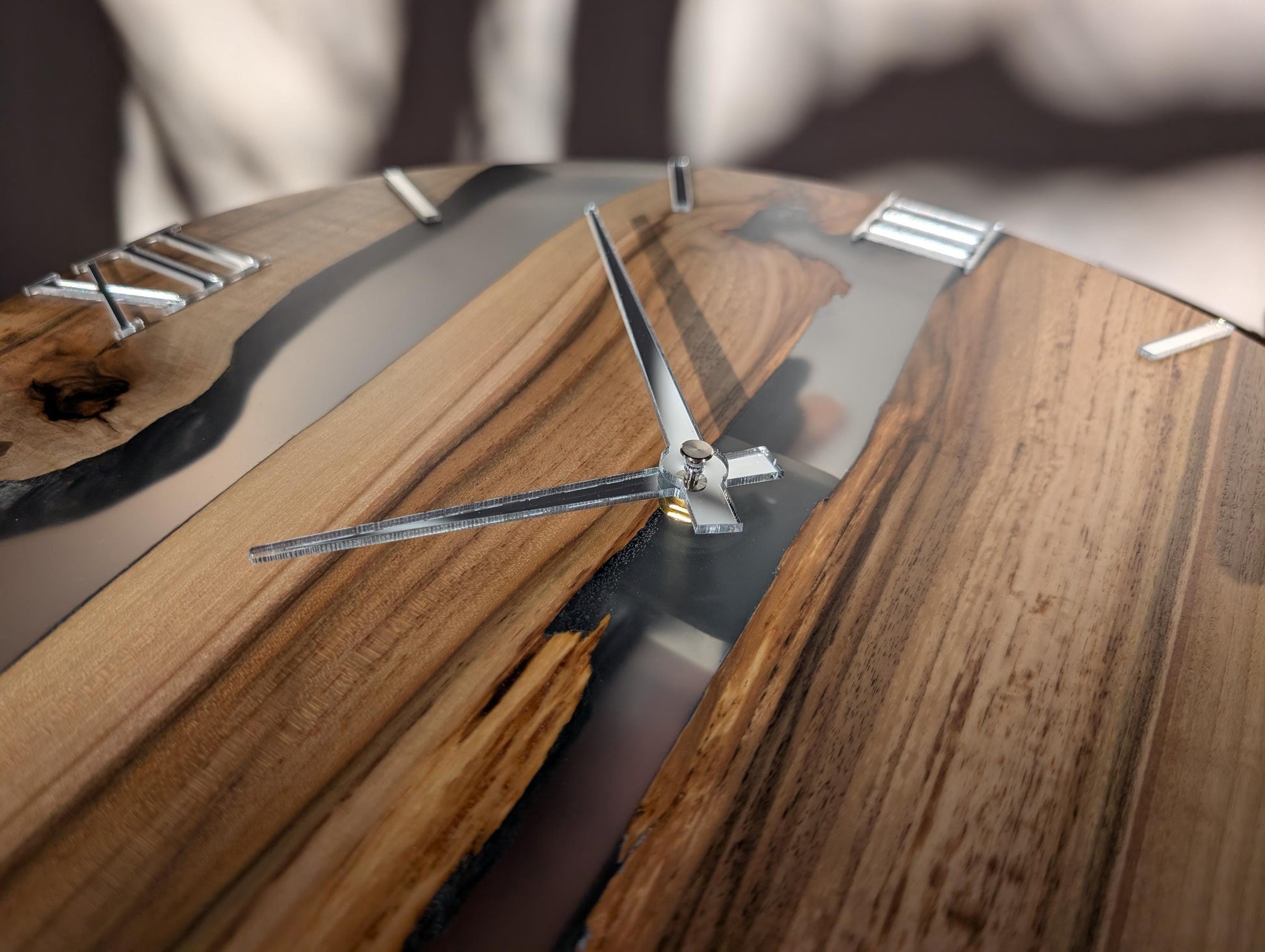 Handcrafted Walnut & Clear Epoxy Resin Wall Clock – 40 cm | Modern Wooden Wall Clock