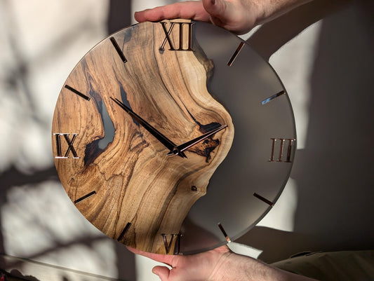 Handmade Wooden Wall Clock with Epoxy Resin – Live Edge Wood & Mirror Acrylic Numbers, Modern Natural Home Decor