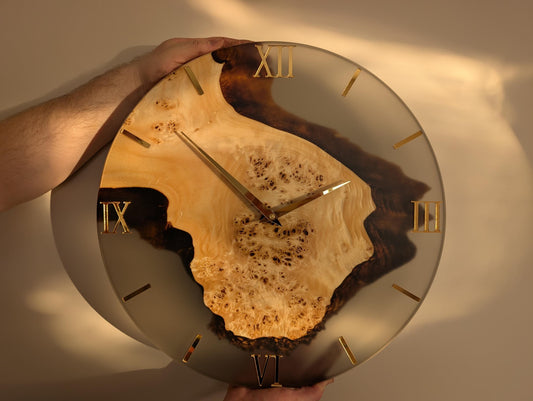 Handmade Live Edge Wood & Epoxy Resin Wall Clock – Black Transparent Matte Finish with Mirror Acrylic Decor, Modern Minimalist Home Decor